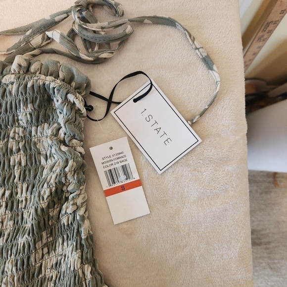 1.State Jumpsuit Women's Tie Shoulder Smocked Bodice Size Small Sage Gre… - Picture 4 of 16